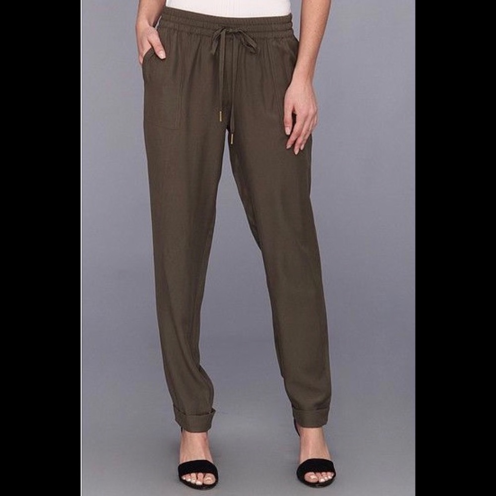 Joie ‘maxi’ pants.